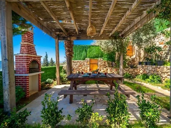 Honeymoon With Sea View Villa *