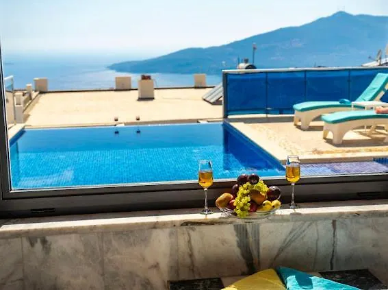 Honeymoon With Sea View Villa Kas