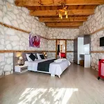 Honeymoon With Sea View וילה