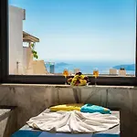 Honeymoon With Sea View קס