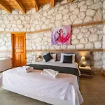 Honeymoon With Sea View קס
