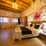Honeymoon With Sea View קס
