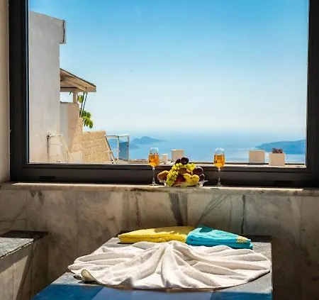 Honeymoon With Sea View קס