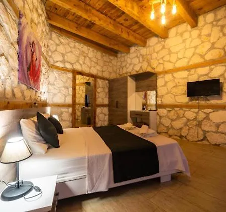 Honeymoon With Sea View קס
